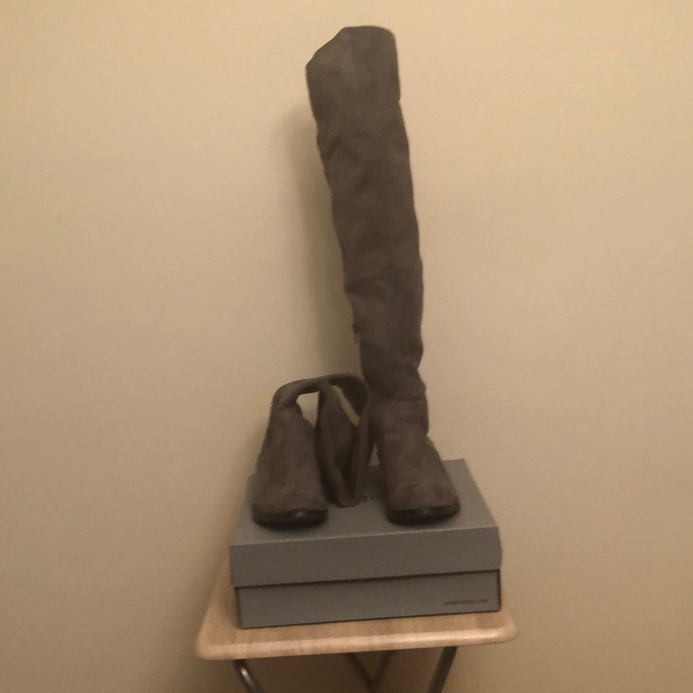 Kenneth Cole over the knee flat boots
